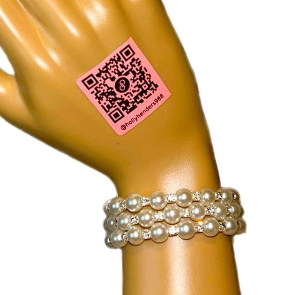 Swarovski Crystal | 3 Row Pearl Bracelet | New With Tags - Picture 4 of 8